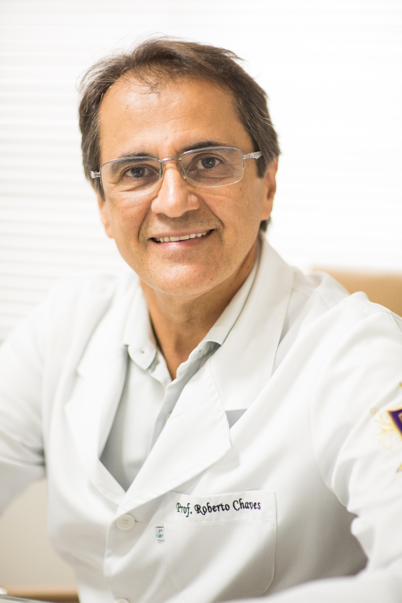 Dr. Roberto Gomes Chaves